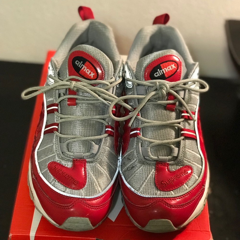 Supreme x Nike AirMax 98